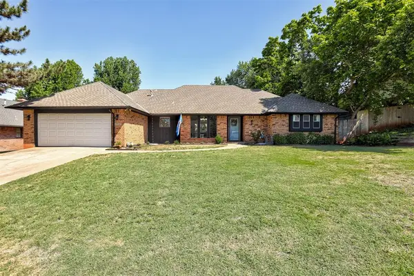 2913 N Trail Ridge Road, Edmond, OK 73012
