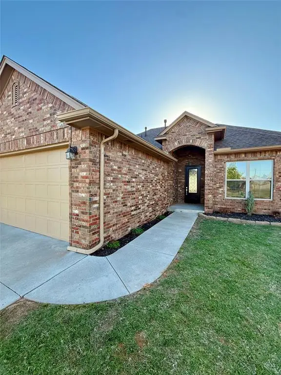 3705 Lambeth Street, Mustang, OK 73064 - #2