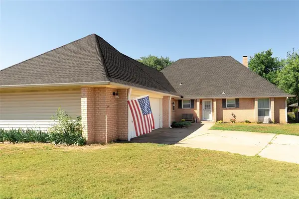 2014 E Canadian Court Terrace, Mustang, OK 73064