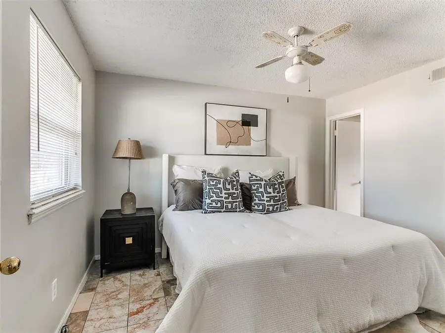 1844 Sunrise Drive, Moore, OK 73160 - #2
