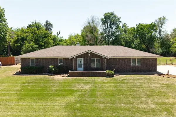 119 Stonegate Drive, Guthrie, OK 73044