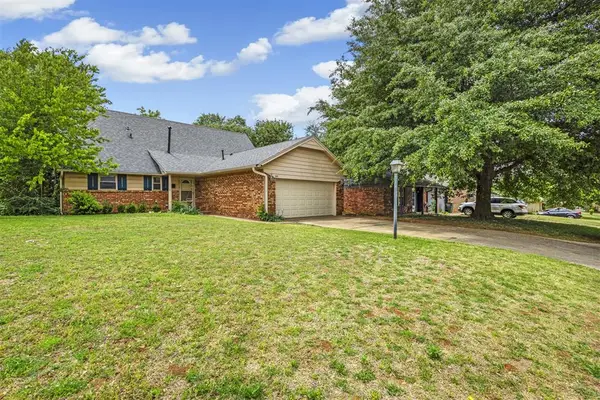 Address Withheld By Seller, Edmond, OK 73013