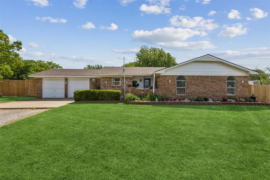 102 N Locust Street, Fletcher, OK 73541 - #2