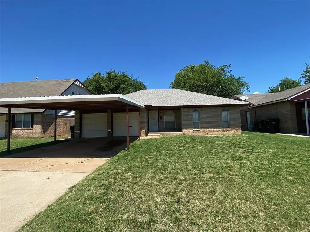 1057 NW 7th Street, Moore, OK 73160 - #1