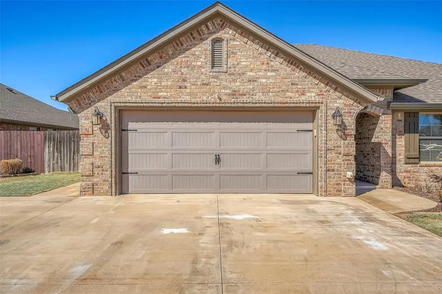 1101 Northridge Boulevard, Altus, OK 73521 - #2