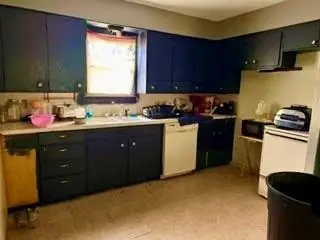 416 S Hill Street, Hobart, OK 73651 - #2