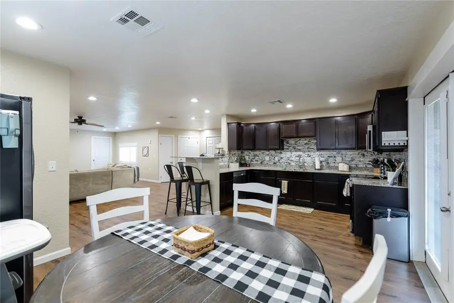 105 Sunset Street, Elk City, OK 73644 - #3