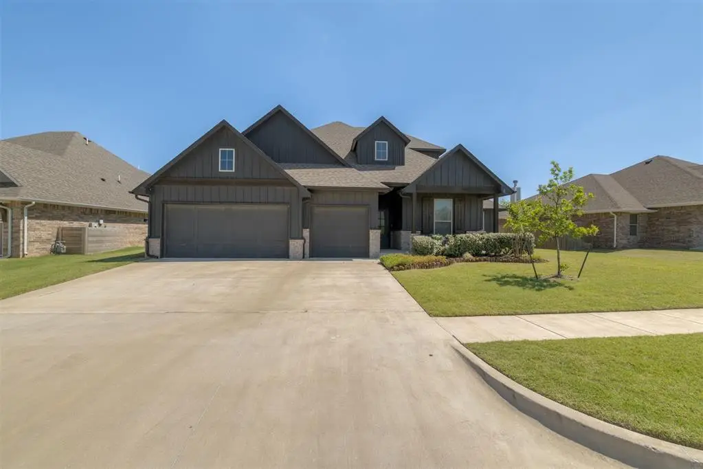 9141 NW 115th Terrace, Yukon, OK 73099 - #1