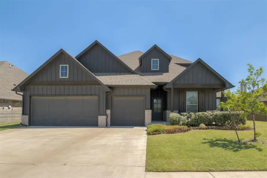 9141 NW 115th Terrace, Yukon, OK 73099 - #2