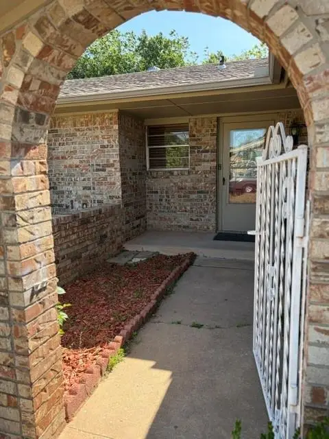 712 N Anita Drive, Oklahoma City, OK 73127 - #3