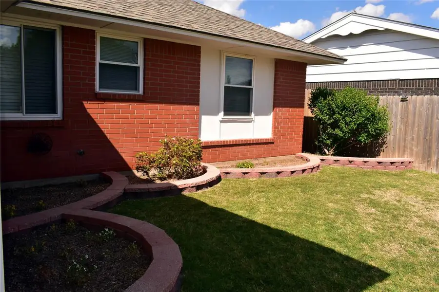 2617 W Fairview Drive, Oklahoma City, OK 73159 - #2