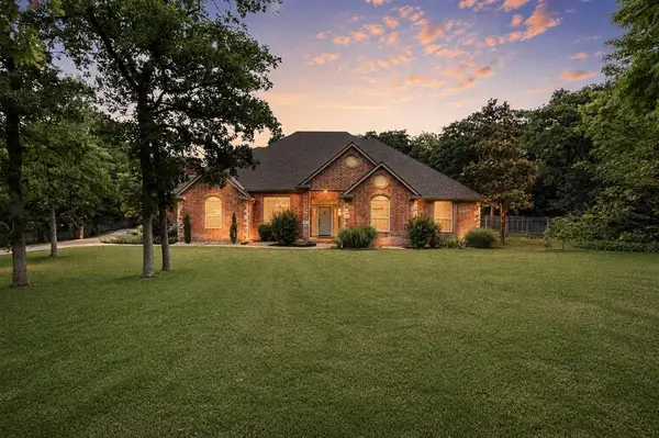 10025 Hidden Hollow Lane, Oklahoma City, OK 73151