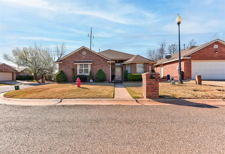 428 Mcdonald Drive, Edmond, OK 73034 - #3