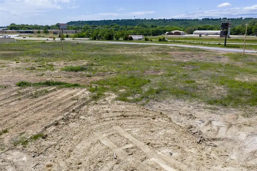 W 75 Highway, Henryetta, OK 74437 - #3