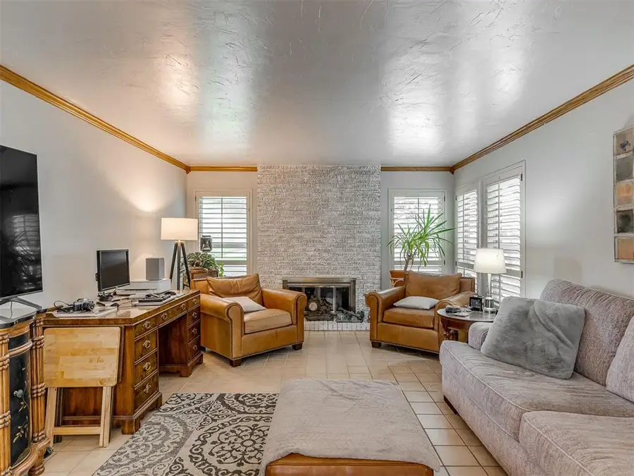 11374 Benttree Circle #11374, Oklahoma City, OK 73120 - #3