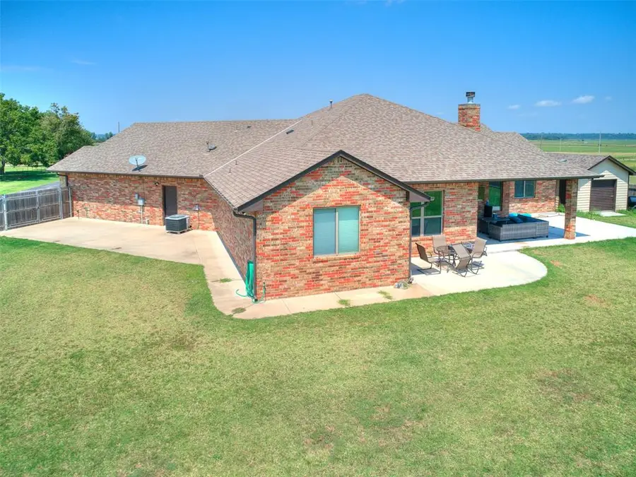 1330 E Silver City Road, Tuttle, OK 73089 - #2