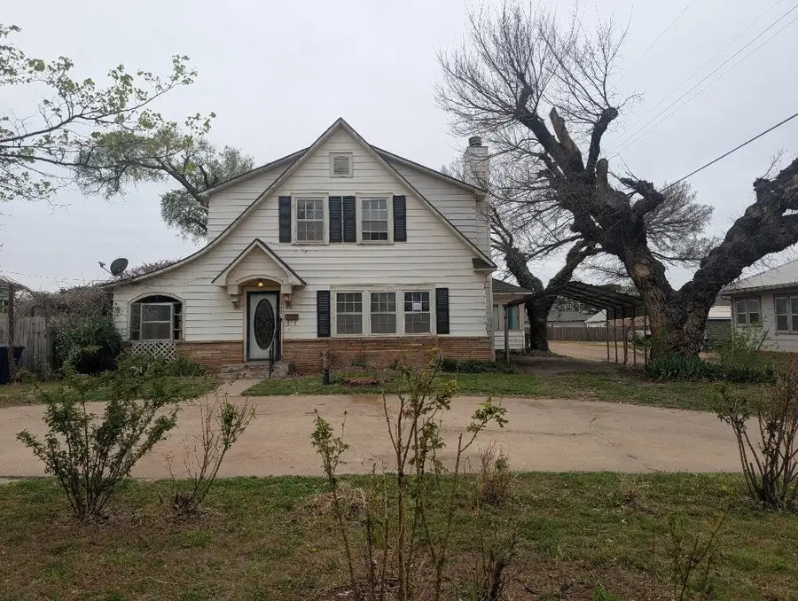 617 7th Street, Alva, OK 73717 - #2