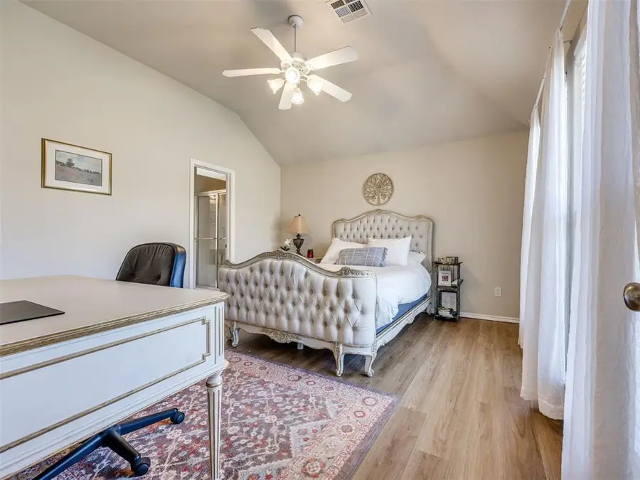 516 Woodsong Drive, Norman, OK 73071 - #3