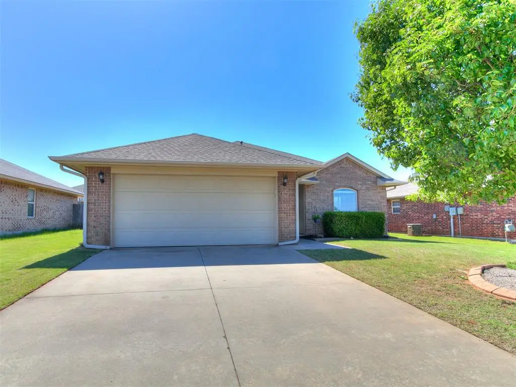 2327 Tortoise Drive, Midwest City, OK 73130 - #1