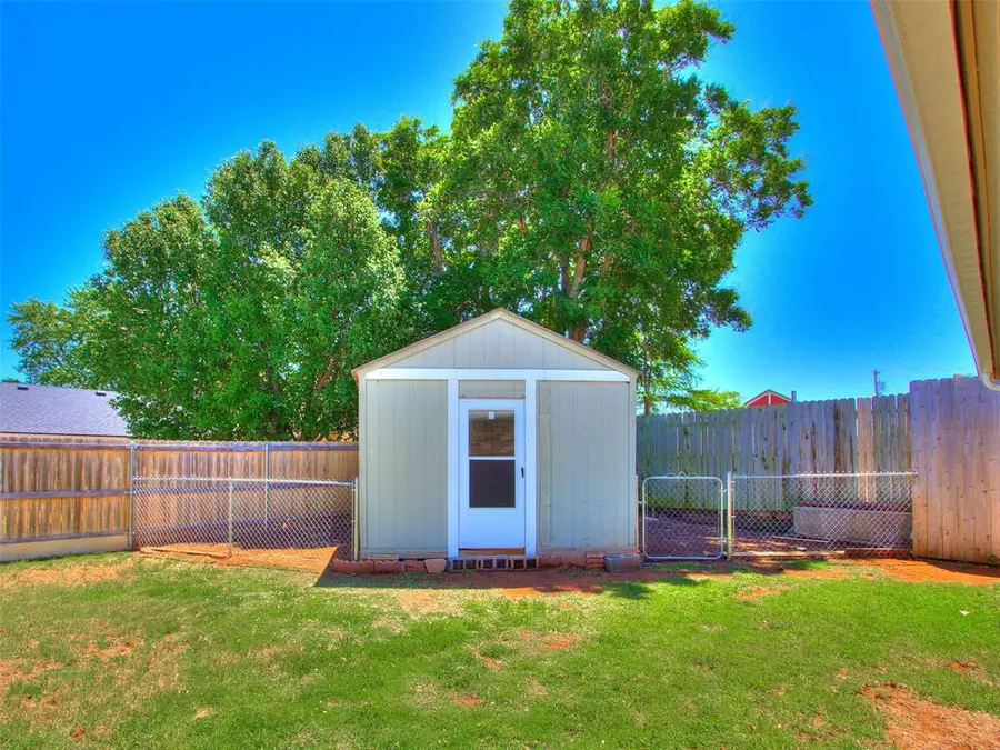 8704 Dena Lane, Oklahoma City, OK 73132 - #3
