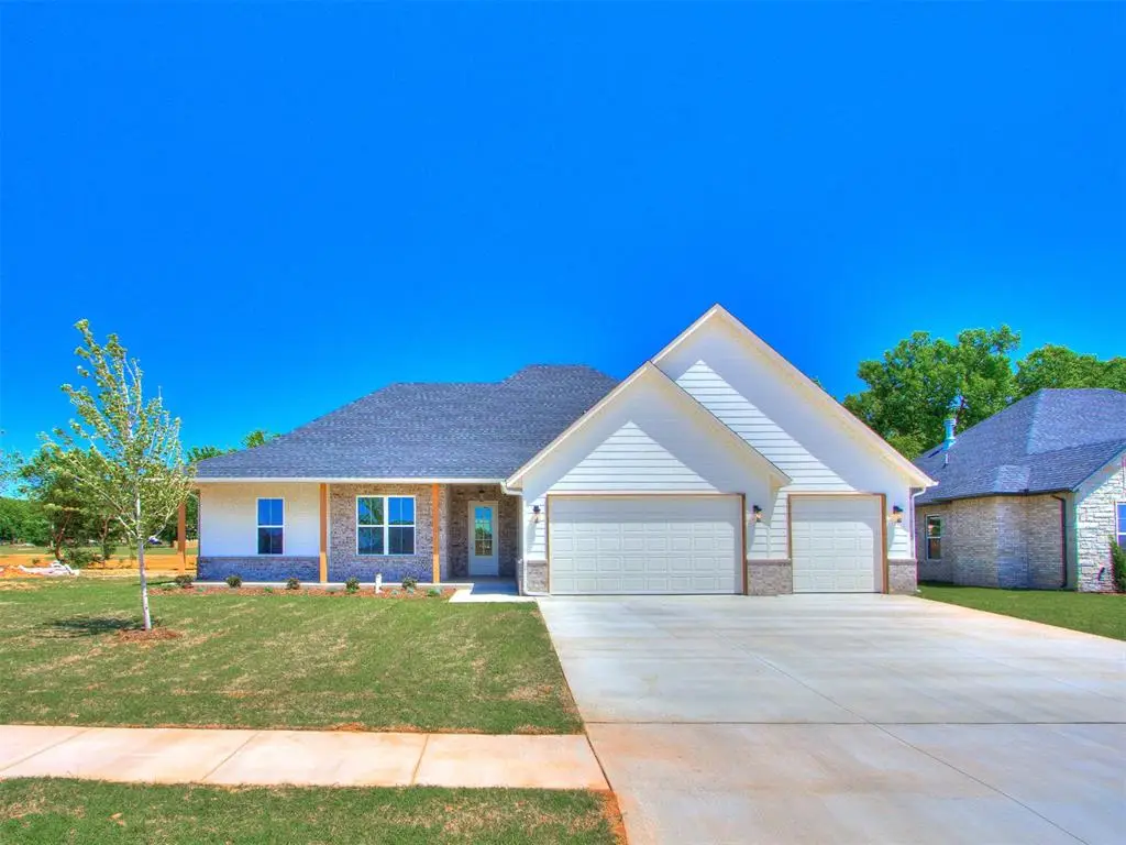 508 S Freedom Drive, Mustang, OK 73064 - #1