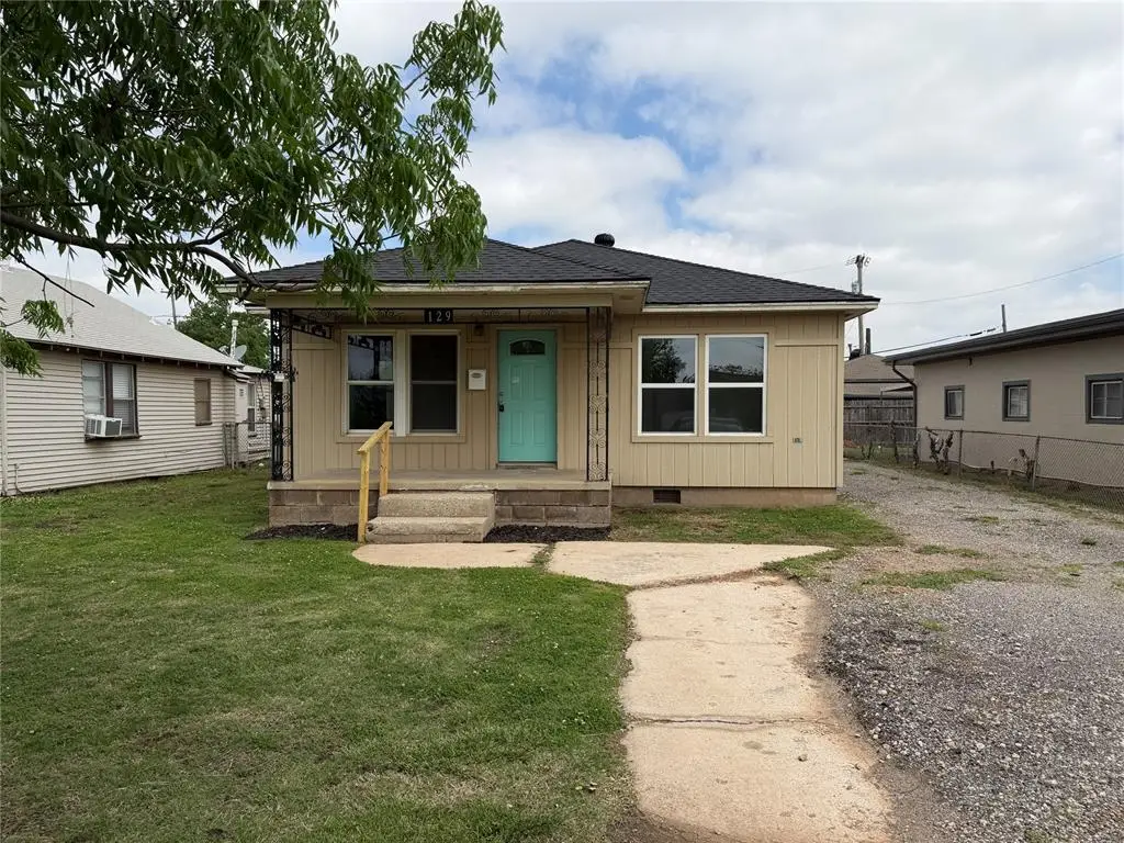 129 SE 1st Street, Moore, OK 73160 - #1