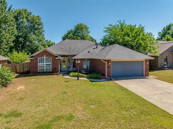 20554 Ember Lane, Harrah, OK 73045