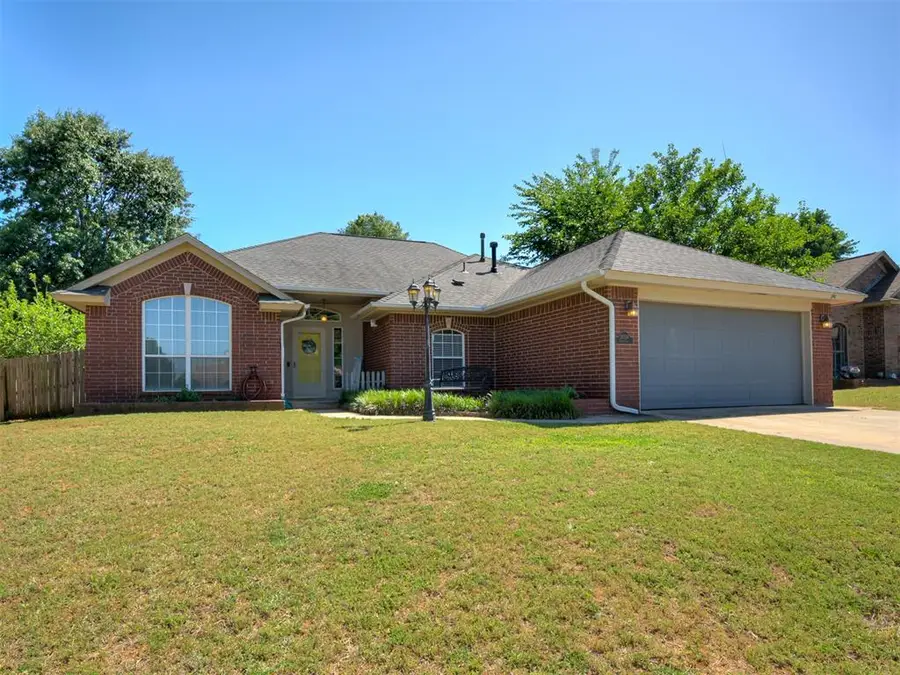 20554 Ember Lane, Harrah, OK 73045 - #2