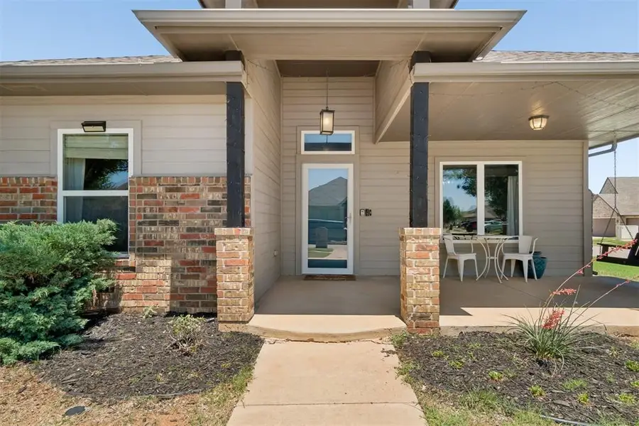 8301 NW 143rd Terrace, Oklahoma City, OK 73142 - #2