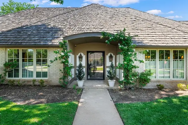 1401 Glenbrook Drive, Oklahoma City, OK 73118