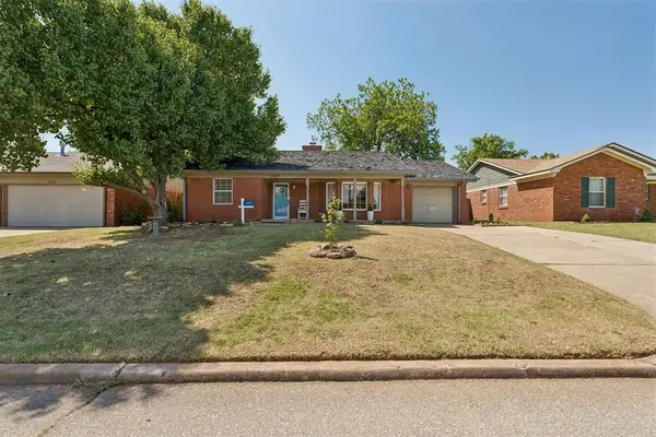 2429 Huntleigh Drive, Oklahoma City, OK 73120