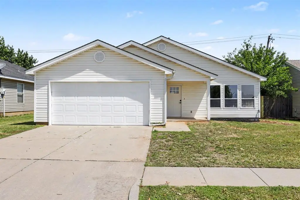 10445 Aberdeen Drive, Yukon, OK 73099 - #1