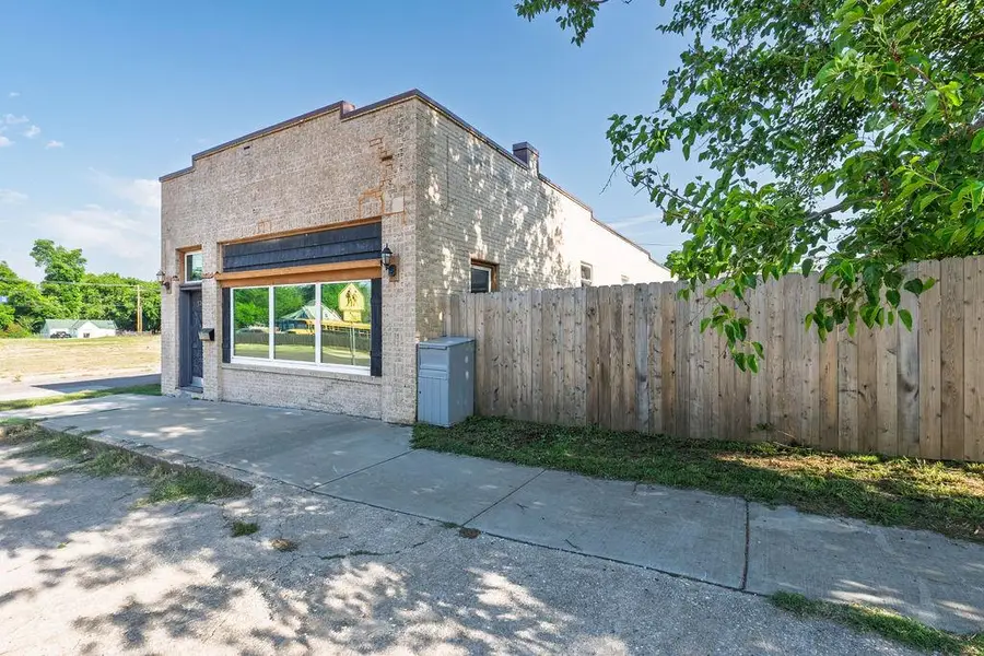 1302 E Main Street, Shawnee, OK 74801 - #3