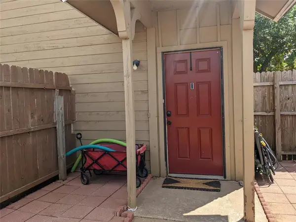 14407 N Pennsylvania Avenue #12H, Oklahoma City, OK 73134
