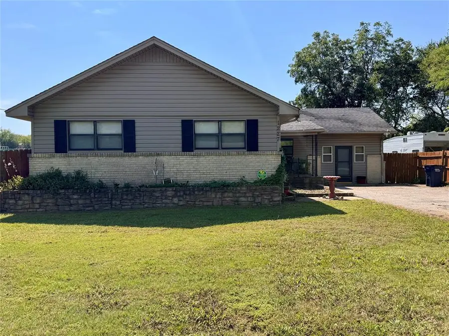 1227 Van Drive, Seminole, OK 74868 - #3