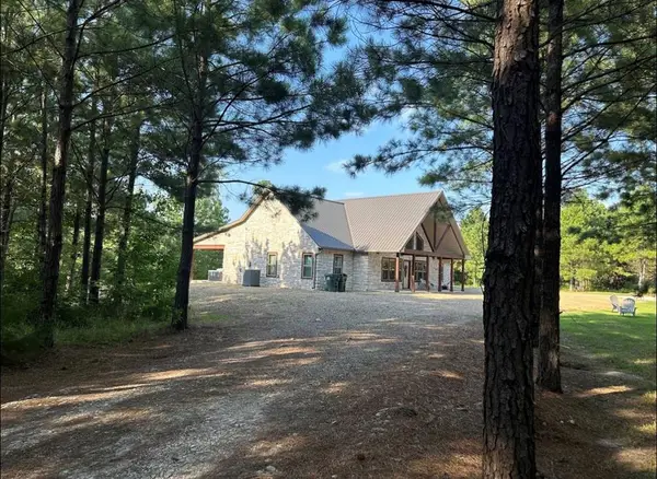 389 Overcup Acorn Trail, Broken Bow, OK 74728