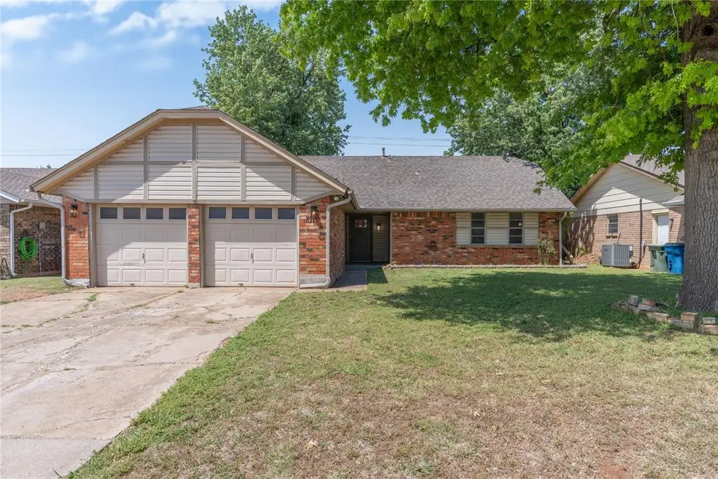 1021 Apollo Circle, Edmond, OK 73003 - #1