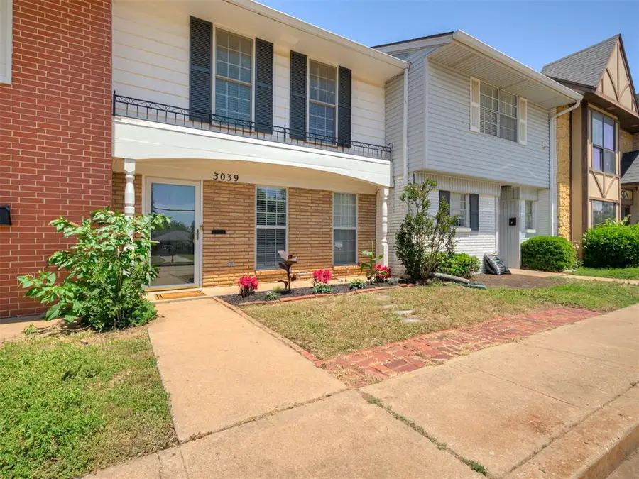 3039 W Wilshire Boulevard, Oklahoma City, OK 73116 - #2