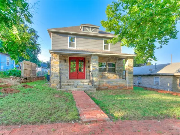 105 E College Avenue, Guthrie, OK 73044