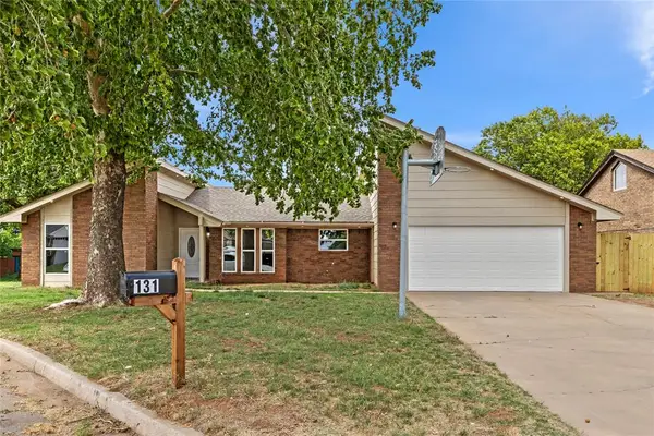 131 Regency Drive, Clinton, OK 73601