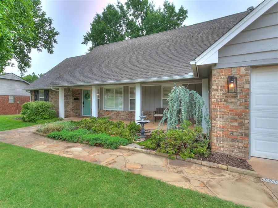 722 Pine Oak Drive, Edmond, OK 73034 - #3