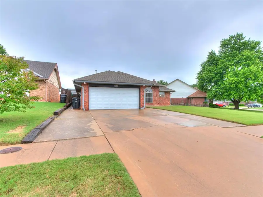 1653 NE 9th Street, Moore, OK 73160 - #3