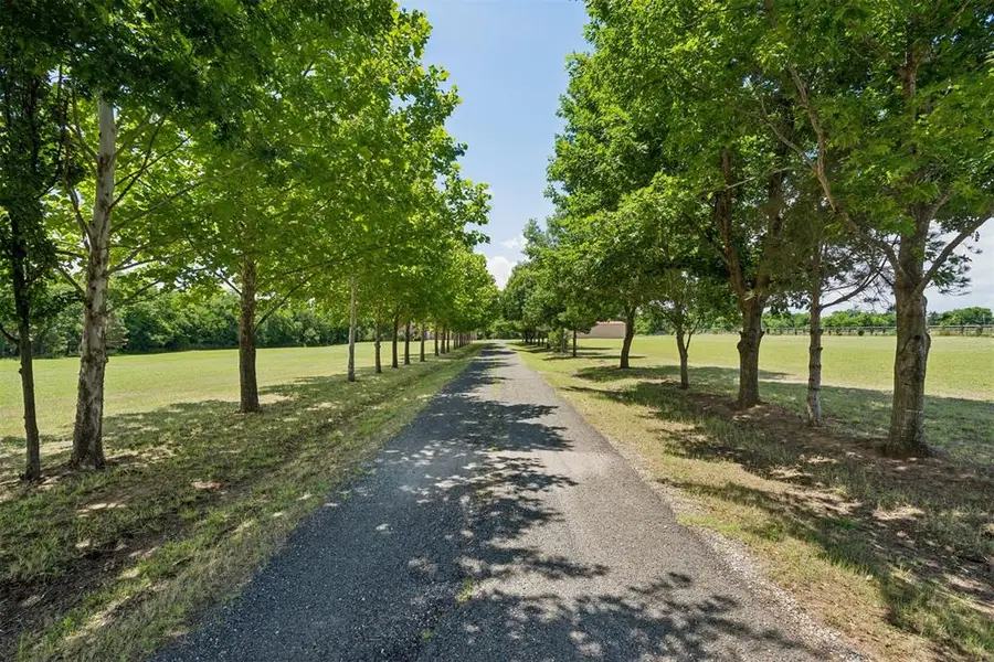 706 W Chestnut Road, Washington, OK 73093 - #2