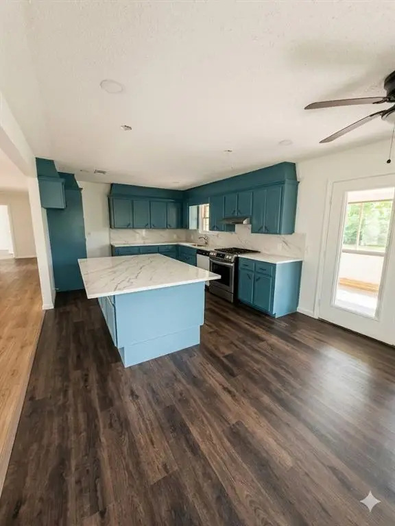 381 W Sherry Lane, Broken Bow, OK 74728 - #3