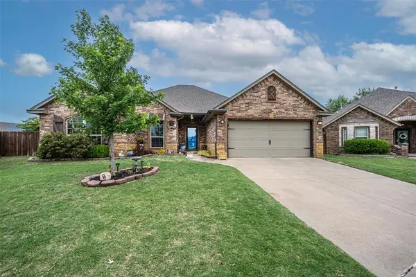 2236 Timber Ridge, Yukon, OK 73099