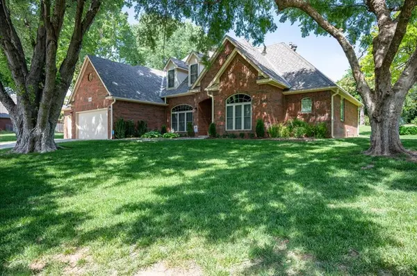 10512 Highview Drive, Oklahoma City, OK 73151