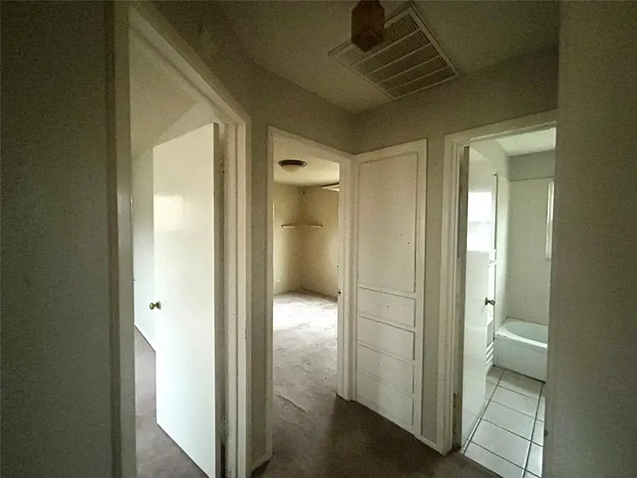 9704 E Reno Avenue, Oklahoma City, OK 73130 - #3