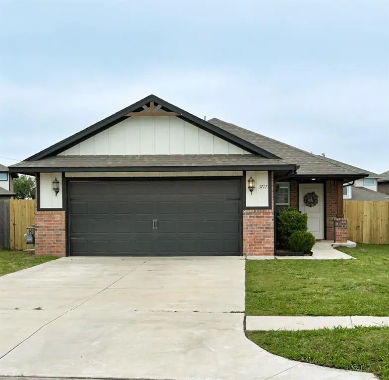 3717 Central Park Drive, Moore, OK 73160 - #3