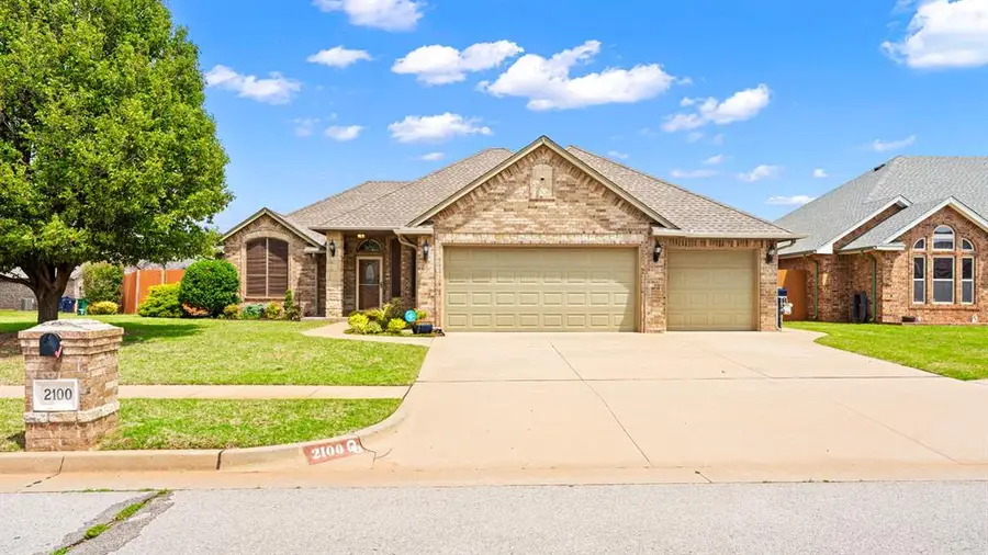 2100 Hackberry Creek Avenue, Yukon, OK 73099 - #2