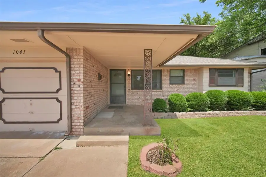 1045 NW 2nd Street, Moore, OK 73160 - #2